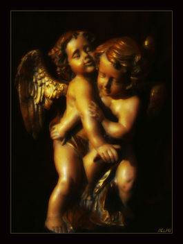 I hope this holiday season finds you happy, healthy and peaceful. Never forget to say I love you. - Free image #308265